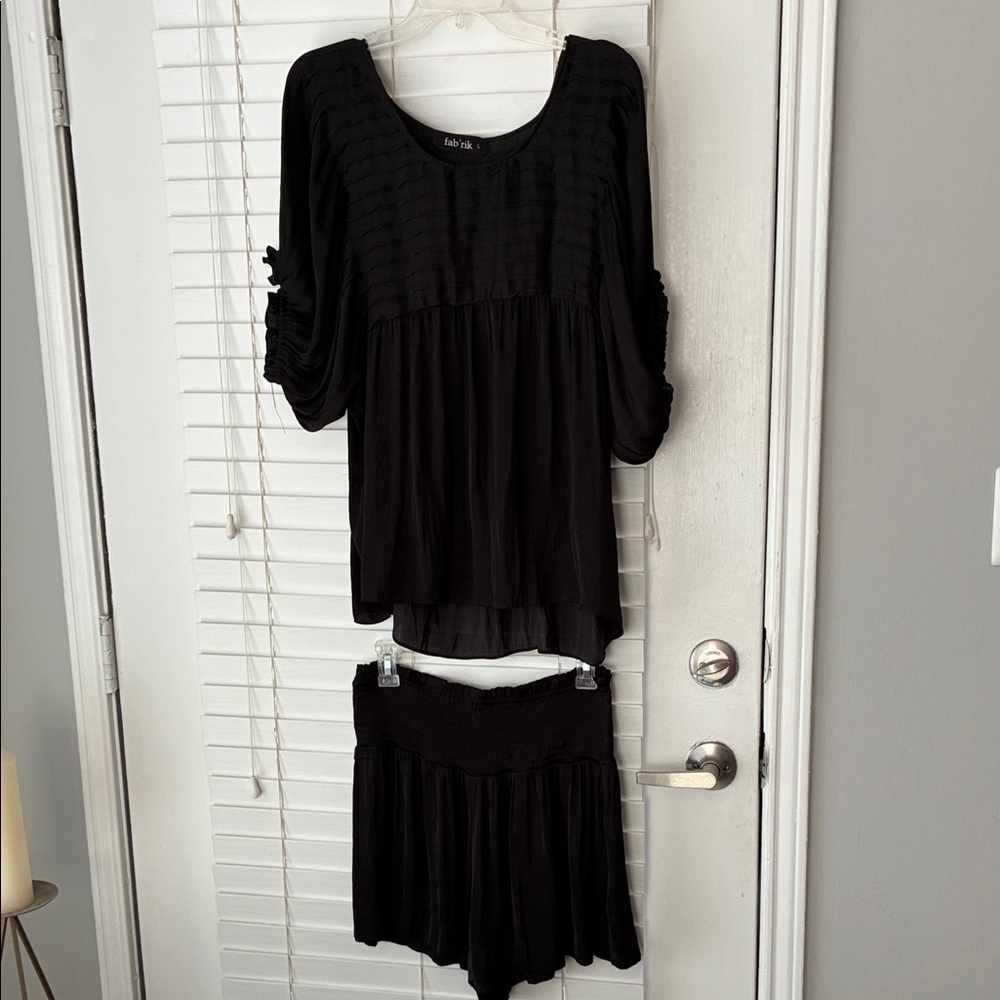 fab’rik Black 2 Piece Short Set SZ L